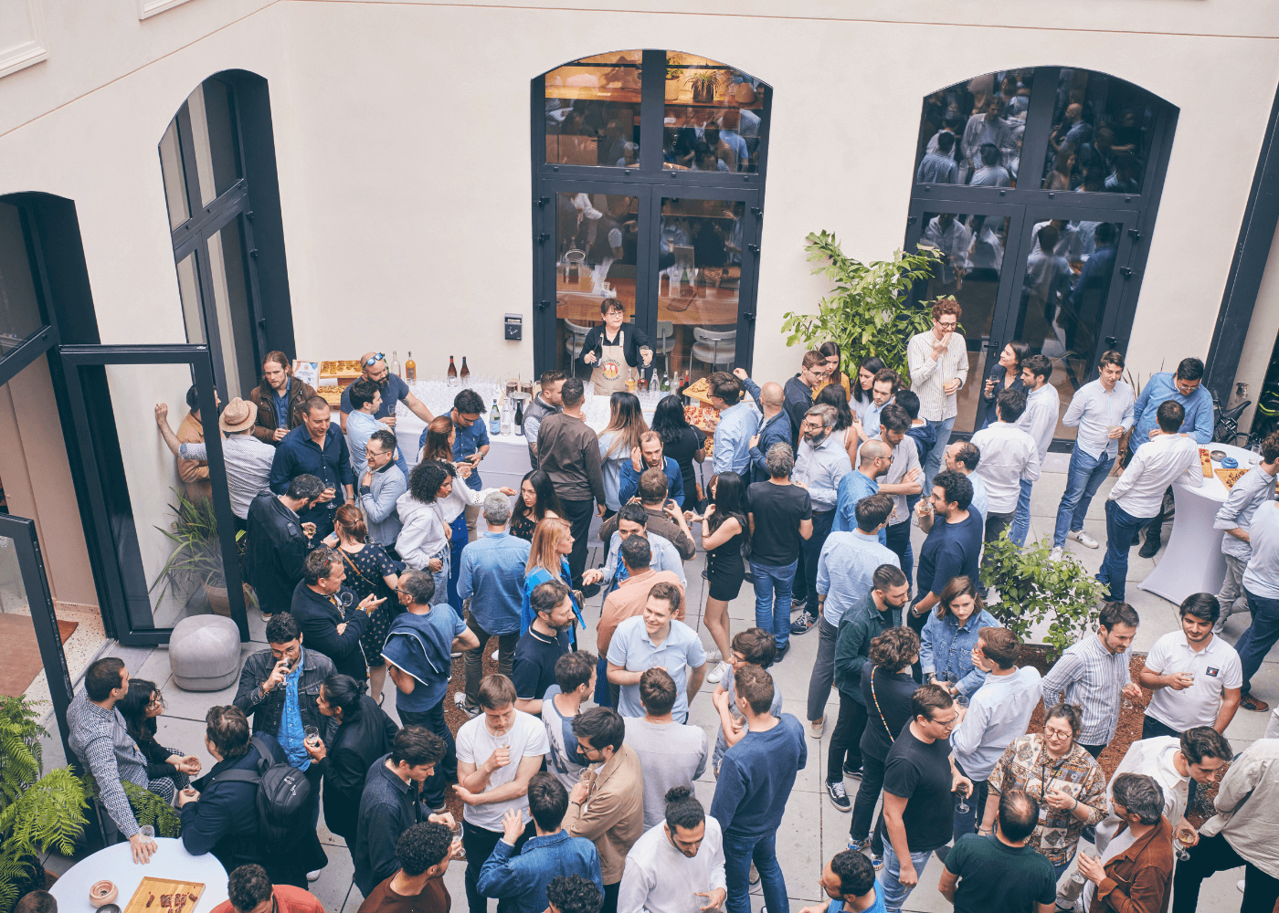 Repas d'entreprise organisé par le traiteur Les Cuistots Migrateurs